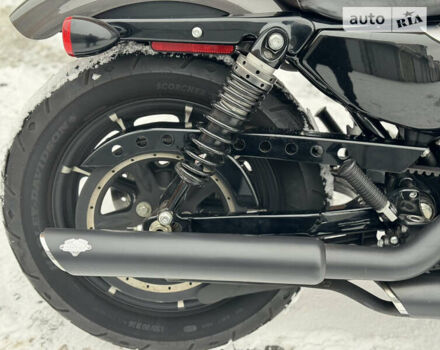 Черный Харлей-Дэвидсон 883 Iron, объемом двигателя 0.88 л и пробегом 11 тыс. км за 10100 $, фото 3 на Automoto.ua