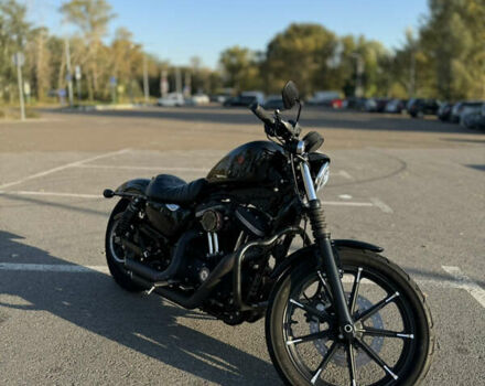 Черный Харлей-Дэвидсон 883 Iron, объемом двигателя 0.9 л и пробегом 8 тыс. км за 9700 $, фото 5 на Automoto.ua