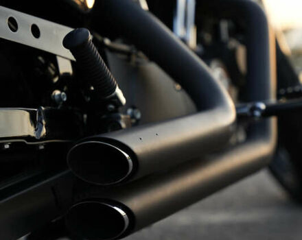 Черный Харлей-Дэвидсон 883 Iron, объемом двигателя 0.9 л и пробегом 8 тыс. км за 9700 $, фото 13 на Automoto.ua