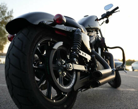 Черный Харлей-Дэвидсон 883 Iron, объемом двигателя 0.9 л и пробегом 8 тыс. км за 9700 $, фото 7 на Automoto.ua