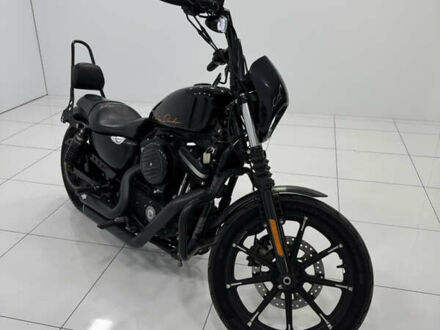 Чорний Харлей-Девідсон 883 Iron, об'ємом двигуна 0.88 л та пробігом 7 тис. км за 10700 $, фото 1 на Automoto.ua