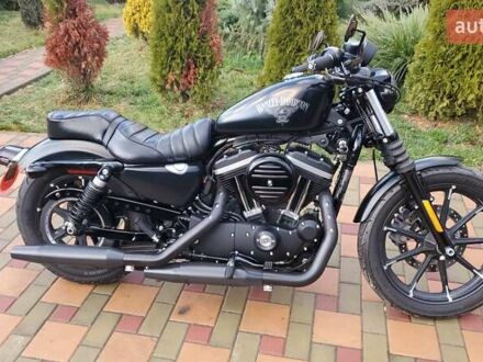 Черный Харлей-Дэвидсон 883 Iron, объемом двигателя 0.9 л и пробегом 12 тыс. км за 8500 $, фото 1 на Automoto.ua