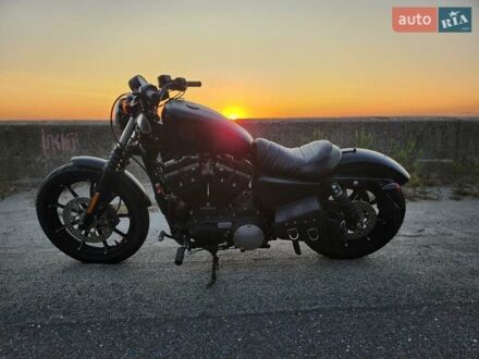Харлей-Дэвидсон 883 Iron 2022 в Киеве на Automoto.ua Черный Харлей-Дэвидсон 883 Iron, объемом двигателя 0.9 л и пробегом 4 тыс. км за 11500 $, фото 1 на Automoto.ua