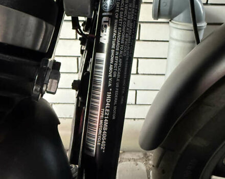 Харлей-Дэвидсон 883 Iron 2021 в Виннице на Automoto.ua Харлей-Дэвидсон 883 Iron, объемом двигателя 0.88 л и пробегом 2 тыс. км за 9500 $, фото 4 на Automoto.ua