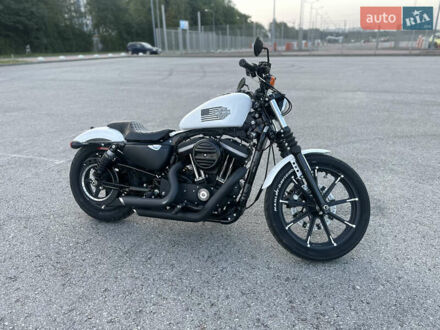 Харлей-Дэвидсон 883 Iron 2018 в Львове на Automoto.ua Харлей-Дэвидсон 883 Iron, объемом двигателя 0.9 л и пробегом 7 тыс. км за 8800 $, фото 1 на Automoto.ua