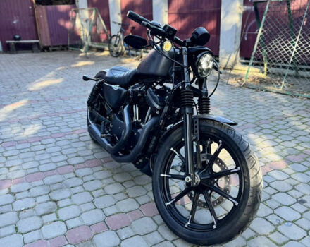 Серый Харлей-Дэвидсон 883 Iron, объемом двигателя 0.88 л и пробегом 14 тыс. км за 8777 $, фото 3 на Automoto.ua
