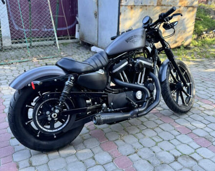 Серый Харлей-Дэвидсон 883 Iron, объемом двигателя 0.88 л и пробегом 14 тыс. км за 8777 $, фото 1 на Automoto.ua