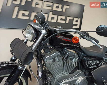 Черный Харлей-Дэвидсон 883 Sportster Custom, объемом двигателя 0.8 л и пробегом 18 тыс. км за 12000 $, фото 22 на Automoto.ua