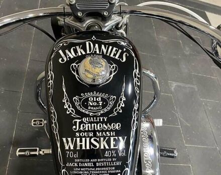 Черный Харлей-Дэвидсон 883 Sportster Custom, объемом двигателя 0.8 л и пробегом 18 тыс. км за 12000 $, фото 34 на Automoto.ua