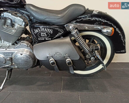 Черный Харлей-Дэвидсон 883 Sportster Custom, объемом двигателя 0.8 л и пробегом 18 тыс. км за 12000 $, фото 23 на Automoto.ua