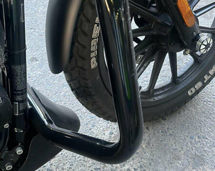 Черный Харлей-Дэвидсон 883 Sportster Custom, объемом двигателя 0.9 л и пробегом 25 тыс. км за 12500 $, фото 13 на Automoto.ua
