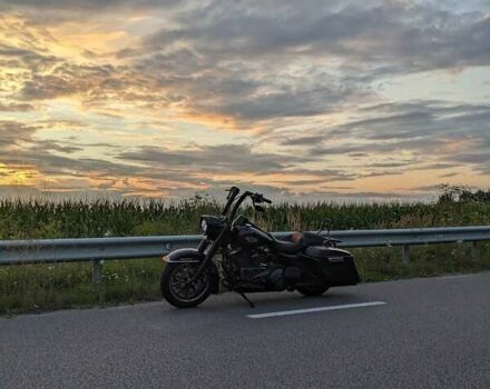 Черный Харлей-Дэвидсон ФЛХР, объемом двигателя 1.69 л и пробегом 54 тыс. км за 14500 $, фото 2 на Automoto.ua