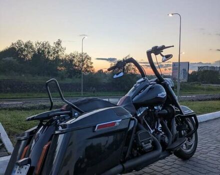 Черный Харлей-Дэвидсон ФЛХР, объемом двигателя 1.69 л и пробегом 54 тыс. км за 14500 $, фото 7 на Automoto.ua