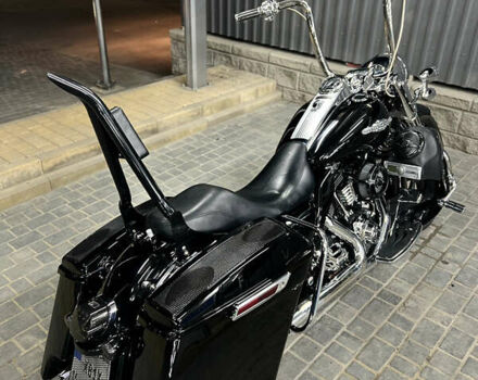 Черный Харлей-Дэвидсон Роад Кинг, объемом двигателя 1.6 л и пробегом 53 тыс. км за 15000 $, фото 4 на Automoto.ua