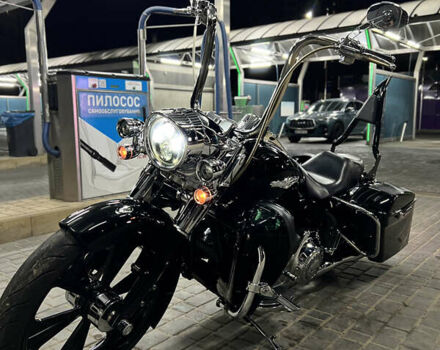 Черный Харлей-Дэвидсон Роад Кинг, объемом двигателя 1.6 л и пробегом 53 тыс. км за 15000 $, фото 23 на Automoto.ua