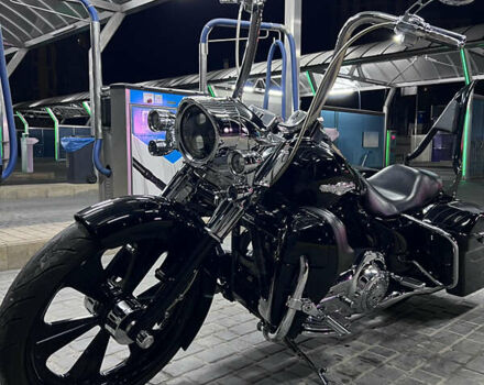 Черный Харлей-Дэвидсон Роад Кинг, объемом двигателя 1.6 л и пробегом 53 тыс. км за 15000 $, фото 3 на Automoto.ua