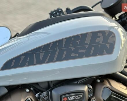 купить новое авто Харлей-Дэвидсон Спорстстер 2024 года от официального дилера Harley-Davidson Kyiv Харлей-Дэвидсон фото