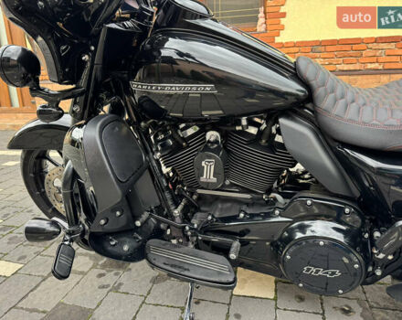 Черный Харлей-Дэвидсон Стрит Глиде, объемом двигателя 1.8 л и пробегом 91 тыс. км за 19500 $, фото 6 на Automoto.ua