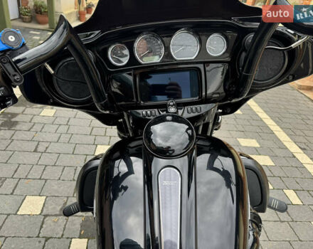 Черный Харлей-Дэвидсон Стрит Глиде, объемом двигателя 1.8 л и пробегом 91 тыс. км за 19500 $, фото 16 на Automoto.ua