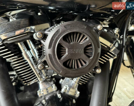 Чорний Харлей-Девідсон Стріт Глідє, об'ємом двигуна 1.8 л та пробігом 3 тис. км за 31000 $, фото 6 на Automoto.ua