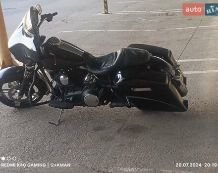 Черный Харлей-Дэвидсон Стрит Глиде, объемом двигателя 1.7 л и пробегом 25 тыс. км за 16750 $, фото 13 на Automoto.ua