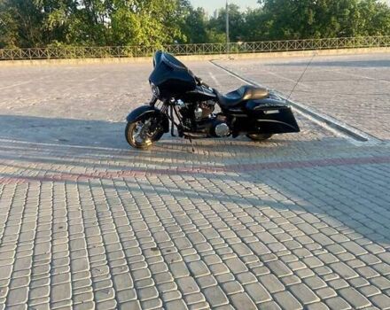 Черный Харлей-Дэвидсон Стрит Глиде, объемом двигателя 1.7 л и пробегом 25 тыс. км за 16750 $, фото 14 на Automoto.ua