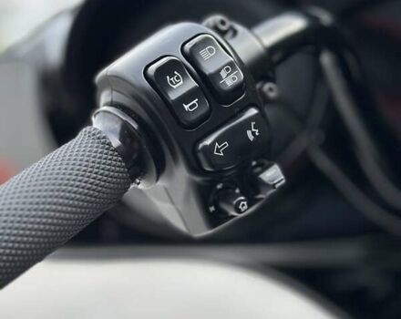 Чорний Харлей-Девідсон Стріт Глідє, об'ємом двигуна 1.87 л та пробігом 2 тис. км за 21900 $, фото 10 на Automoto.ua