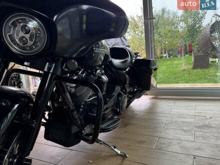 Харлей-Дэвидсон Стрит Глиде 2019 в Львове на Automoto.ua Черный Харлей-Дэвидсон Стрит Глиде, объемом двигателя 1.8 л и пробегом 3 тыс. км за 31000 $, фото 1 на Automoto.ua