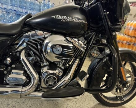 Харлей-Дэвидсон Стрит Глиде, объемом двигателя 1.7 л и пробегом 0 тыс. км за 15000 $, фото 6 на Automoto.ua