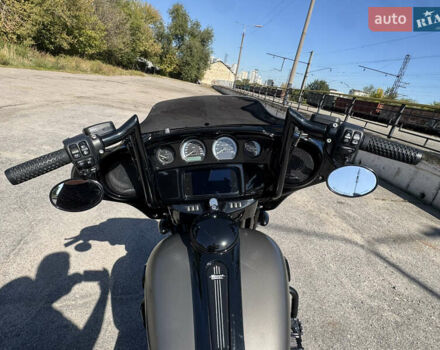 Харлей-Дэвидсон Стрит Глиде, объемом двигателя 0 л и пробегом 8 тыс. км за 18900 $, фото 9 на Automoto.ua