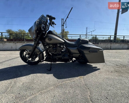 Харлей-Дэвидсон Стрит Глиде, объемом двигателя 0 л и пробегом 8 тыс. км за 18900 $, фото 2 на Automoto.ua