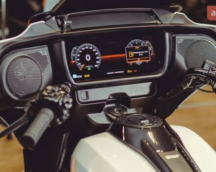 Харлей-Дэвидсон Стрит Глиде, объемом двигателя 1.92 л и пробегом 0 тыс. км за 39561 $, фото 3 на Automoto.ua