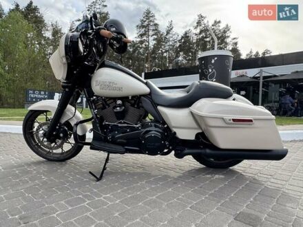 Харлей-Дэвидсон Стрит Глиде 2023 в Киеве на Automoto.ua Харлей-Дэвидсон Стрит Глиде, объемом двигателя 1.9 л и пробегом 7 тыс. км за 23900 $, фото 1 на Automoto.ua