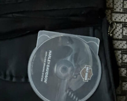 Черный Харлей-Дэвидсон В-Род, объемом двигателя 1.3 л и пробегом 61 тыс. км за 13700 $, фото 27 на Automoto.ua