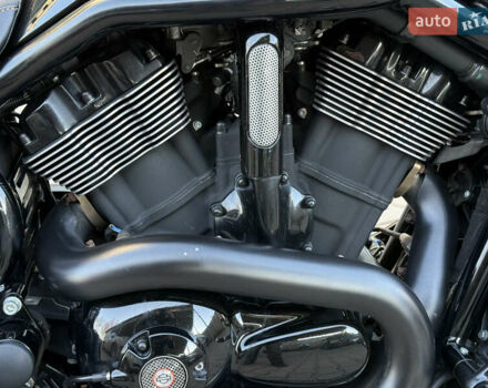 Черный Харлей-Дэвидсон В-Род, объемом двигателя 1.3 л и пробегом 61 тыс. км за 13700 $, фото 22 на Automoto.ua