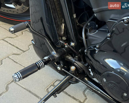 Черный Харлей-Дэвидсон В-Род, объемом двигателя 1.3 л и пробегом 61 тыс. км за 13700 $, фото 16 на Automoto.ua