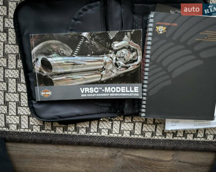 Черный Харлей-Дэвидсон В-Род, объемом двигателя 1.3 л и пробегом 61 тыс. км за 13700 $, фото 28 на Automoto.ua