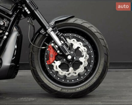 Черный Харлей-Дэвидсон В-Род, объемом двигателя 1.25 л и пробегом 2 тыс. км за 35000 $, фото 3 на Automoto.ua