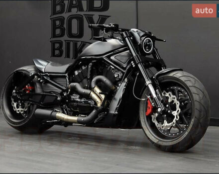 Черный Харлей-Дэвидсон В-Род, объемом двигателя 1.25 л и пробегом 2 тыс. км за 35000 $, фото 2 на Automoto.ua