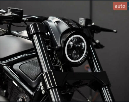 Черный Харлей-Дэвидсон В-Род, объемом двигателя 1.25 л и пробегом 2 тыс. км за 35000 $, фото 4 на Automoto.ua