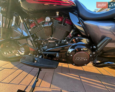 Харлей-Дэвидсон CVO Road Glide, объемом двигателя 1.9 л и пробегом 14 тыс. км за 30000 $, фото 1 на Automoto.ua