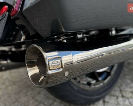 Харлей-Дэвидсон CVO Road Glide, объемом двигателя 1.98 л и пробегом 0 тыс. км за 61678 $, фото 13 на Automoto.ua