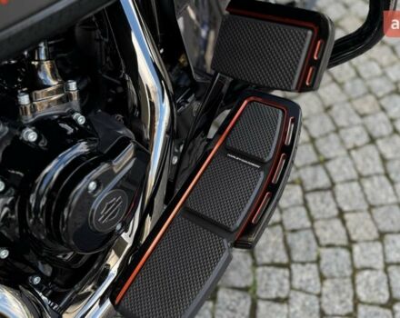 Харлей-Дэвидсон CVO Road Glide 2025 в Киеве на Automoto.ua Харлей-Дэвидсон CVO Road Glide, объемом двигателя 1.98 л и пробегом 0 тыс. км за 61872 $, фото 15 на Automoto.ua