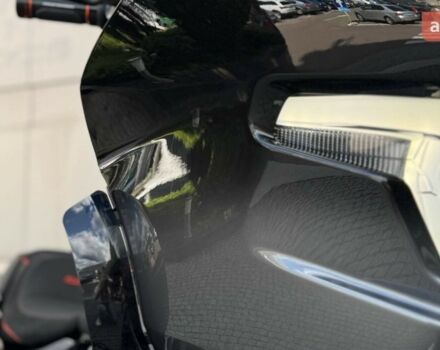 Харлей-Дэвидсон CVO Road Glide, объемом двигателя 1.98 л и пробегом 0 тыс. км за 61678 $, фото 4 на Automoto.ua