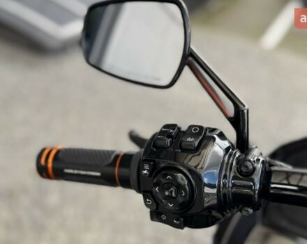 Харлей-Дэвидсон CVO Road Glide 2025 в Киеве на Automoto.ua Харлей-Дэвидсон CVO Road Glide, объемом двигателя 1.98 л и пробегом 0 тыс. км за 61872 $, фото 23 на Automoto.ua