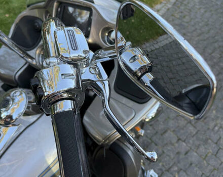 Серый Харлей-Дэвидсон CVO Road Glide, объемом двигателя 1.8 л и пробегом 55 тыс. км за 20000 $, фото 2 на Automoto.ua