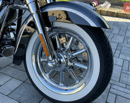 Серый Харлей-Дэвидсон CVO Softail, объемом двигателя 1.8 л и пробегом 26 тыс. км за 25000 $, фото 3 на Automoto.ua