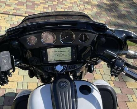 Белый Харлей-Дэвидсон CVO Street Glide, объемом двигателя 0 л и пробегом 24 тыс. км за 18900 $, фото 19 на Automoto.ua