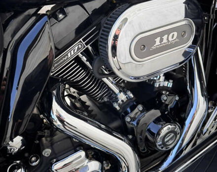 Харлей-Дэвидсон CVO Street Glide 2016 в Ровно на Automoto.ua Черный Харлей-Дэвидсон CVO Street Glide, объемом двигателя 1.85 л и пробегом 25 тыс. км за 19900 $, фото 1 на Automoto.ua