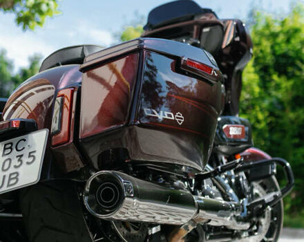 Коричневый Харлей-Дэвидсон CVO Street Glide, объемом двигателя 1.97 л и пробегом 1 тыс. км за 50000 $, фото 12 на Automoto.ua